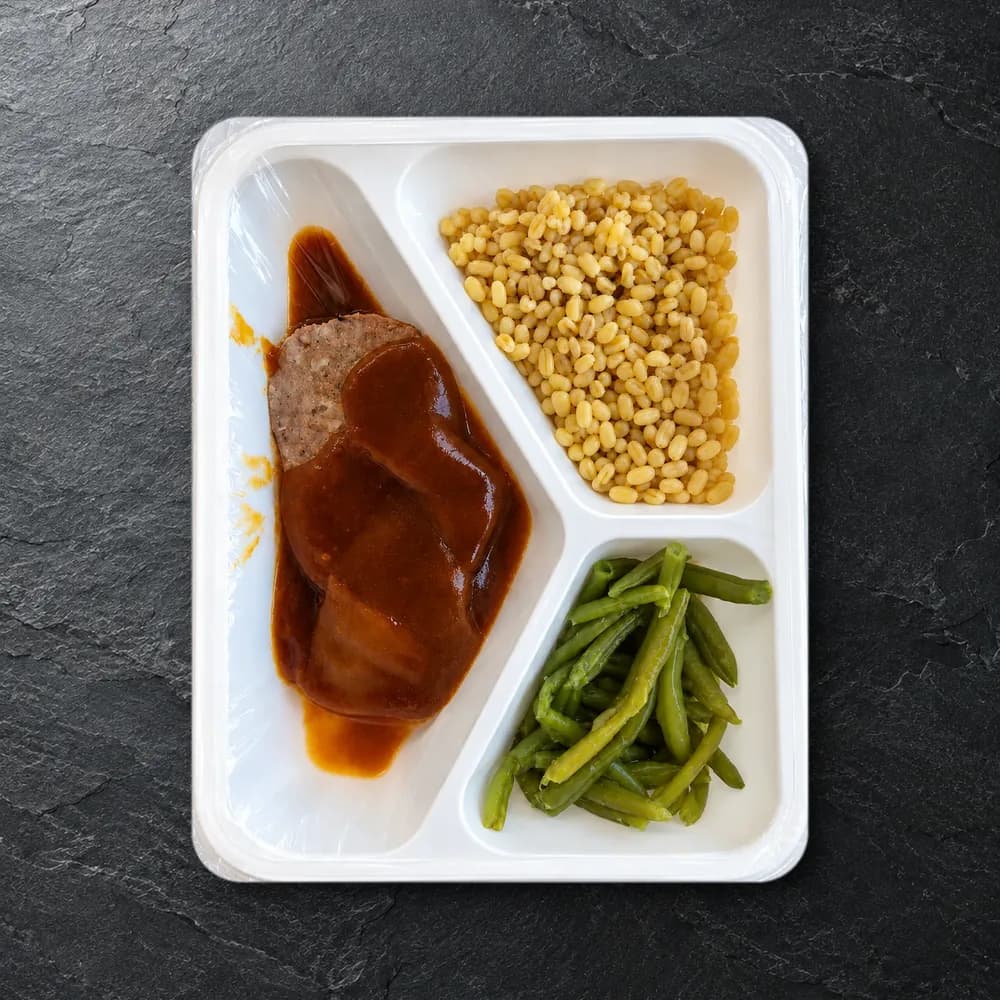 Rôti haché de porc et bœuf, plat préparé en barquette.